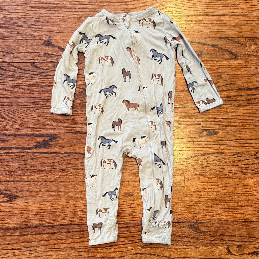 Kyte baby footless zipper romper horses 18-24 month